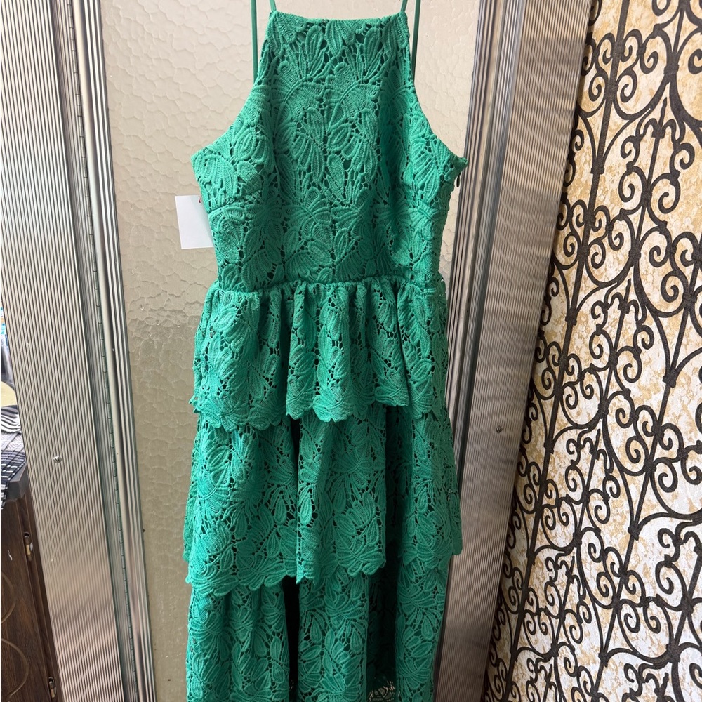 Women’s emerald Green Tiered Lace Dress corset back size medium new with tags